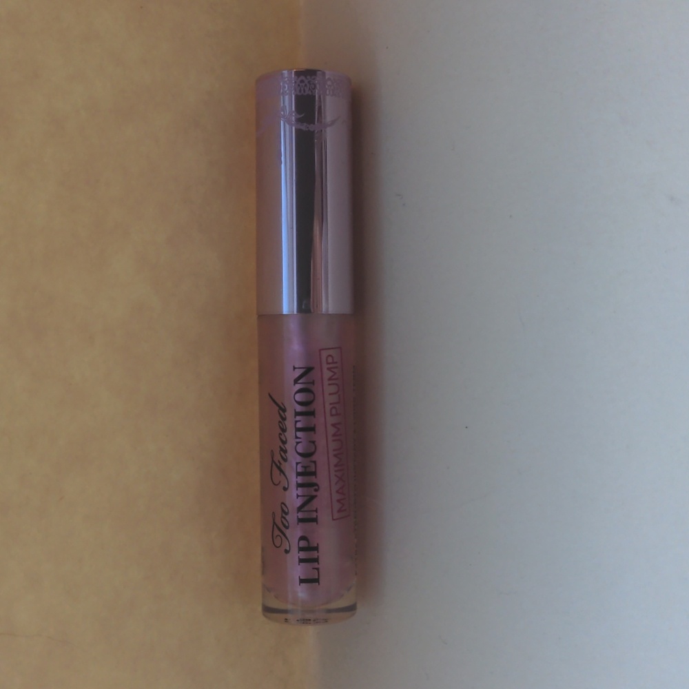 Too Faced Lip Injection